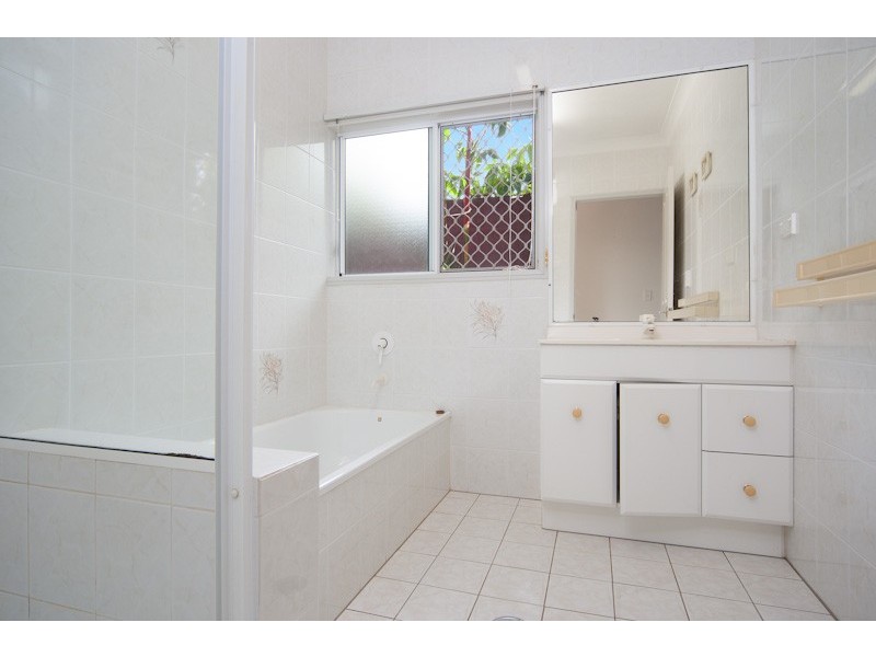 31 Currawong Street, Bayview Heights QLD 4868