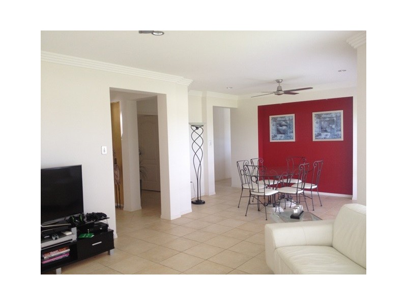 34 Eugenia Street, Redlynch QLD 4870