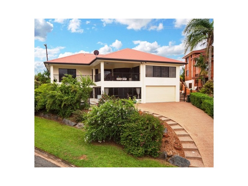 41-43 Koppen Terrace, Mooroobool QLD 4870