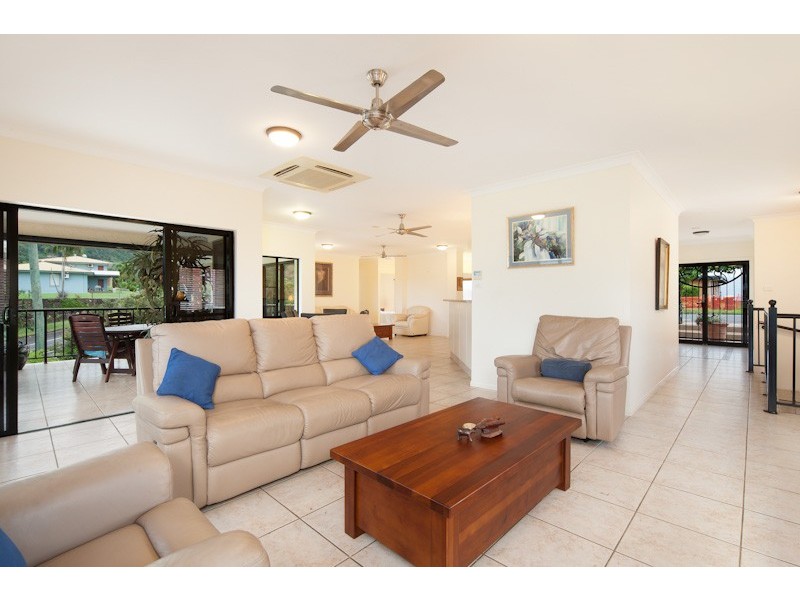 41-43 Koppen Terrace, Mooroobool QLD 4870