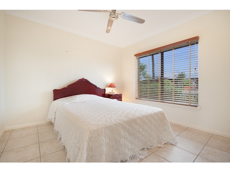 41-43 Koppen Terrace, Mooroobool QLD 4870