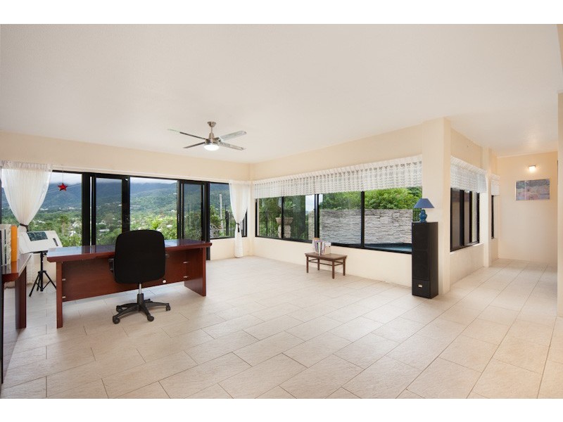 41-43 Koppen Terrace, Mooroobool QLD 4870