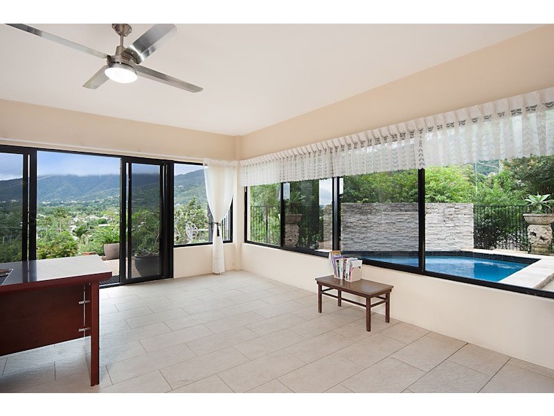 41-43 Koppen Terrace, Mooroobool QLD 4870