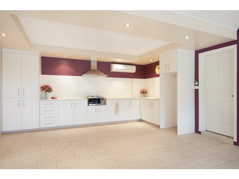 41-43 Koppen Terrace, Mooroobool QLD 4870