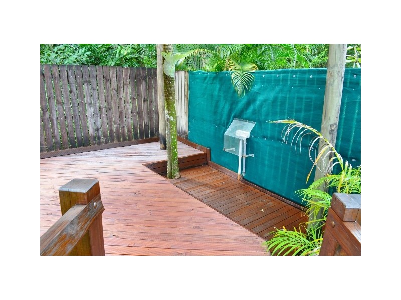 16 Lamb Street, Smithfield QLD 4878