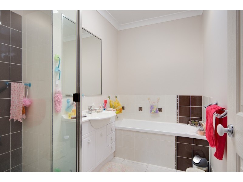 51 Chesterfield Close, Brinsmead QLD 4870