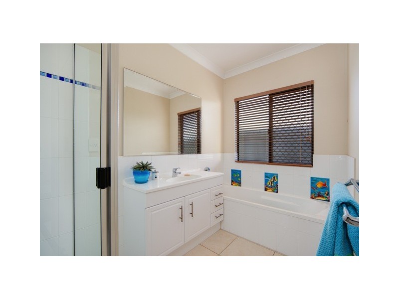 1 Messina Close, Kanimbla QLD 4870