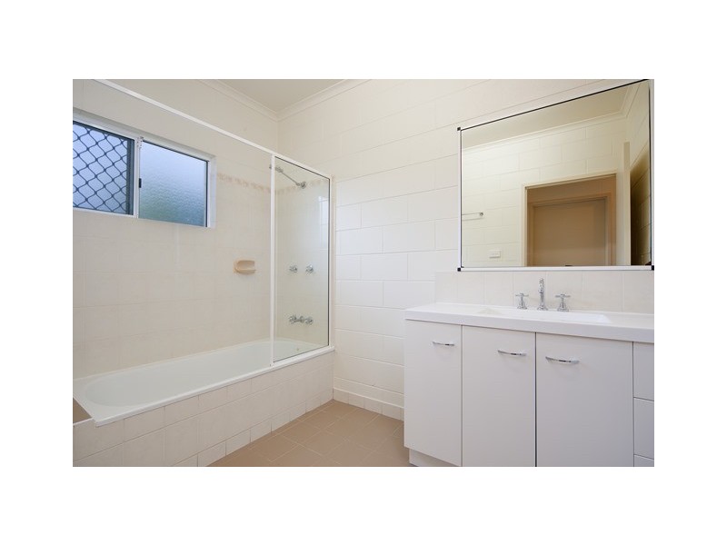 6 Radford Close, Gordonvale QLD 4865