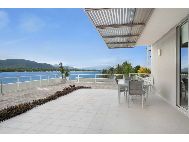5/1 Marlin Parade, Cairns City QLD 4870