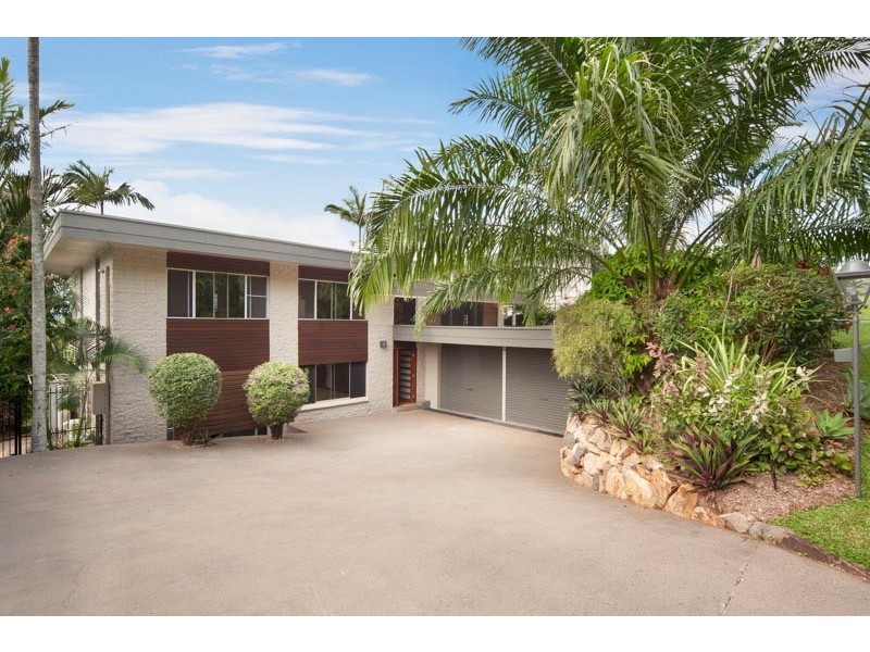 26 Atherton Street, Whitfield QLD 4870