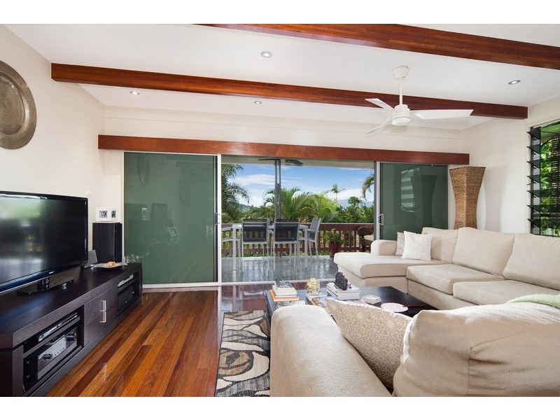 26 Atherton Street, Whitfield QLD 4870