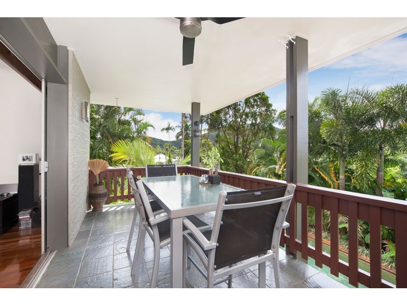 26 Atherton Street, Whitfield QLD 4870