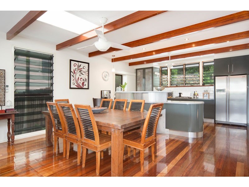 26 Atherton Street, Whitfield QLD 4870