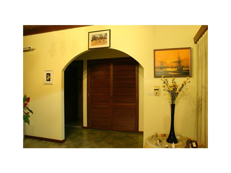 5 Bottlebrush Street, Mooroobool QLD 4870