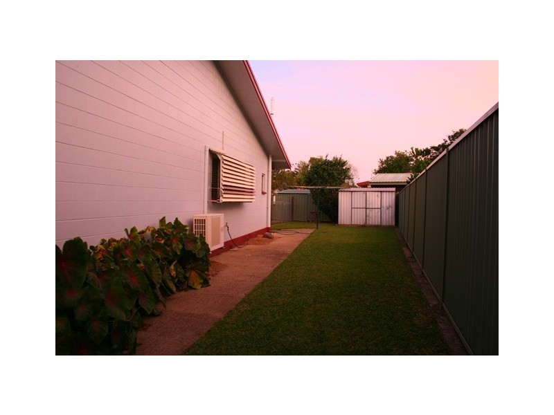 5 Bottlebrush Street, Mooroobool QLD 4870