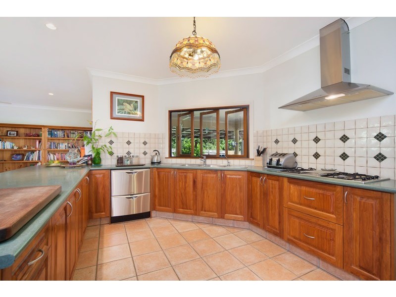 8-10 Lucky Street, Edmonton QLD 4869