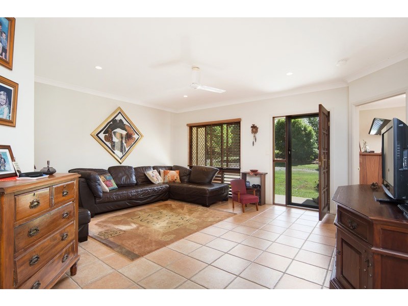 8-10 Lucky Street, Edmonton QLD 4869