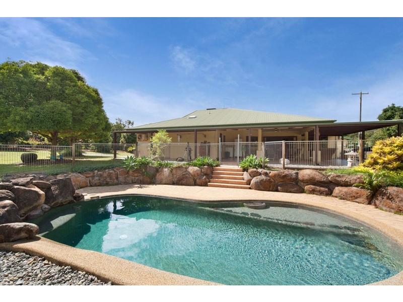 8-10 Lucky Street, Edmonton QLD 4869