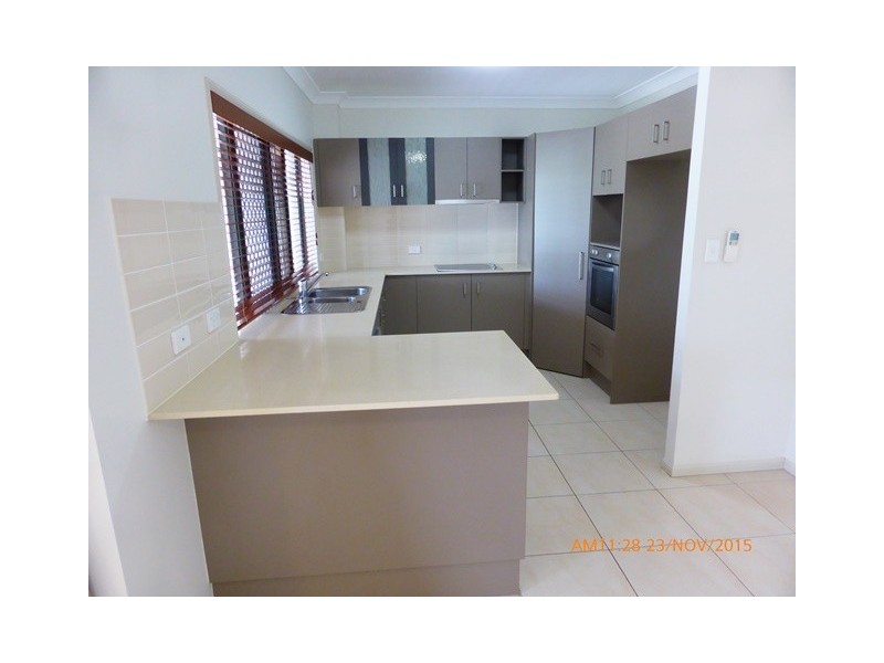 Manoora QLD 4870