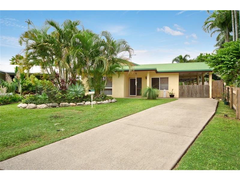 3 Blackbird Close, Bentley Park QLD 4869