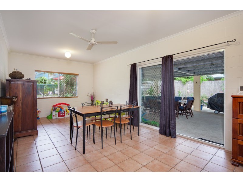 3 Blackbird Close, Bentley Park QLD 4869