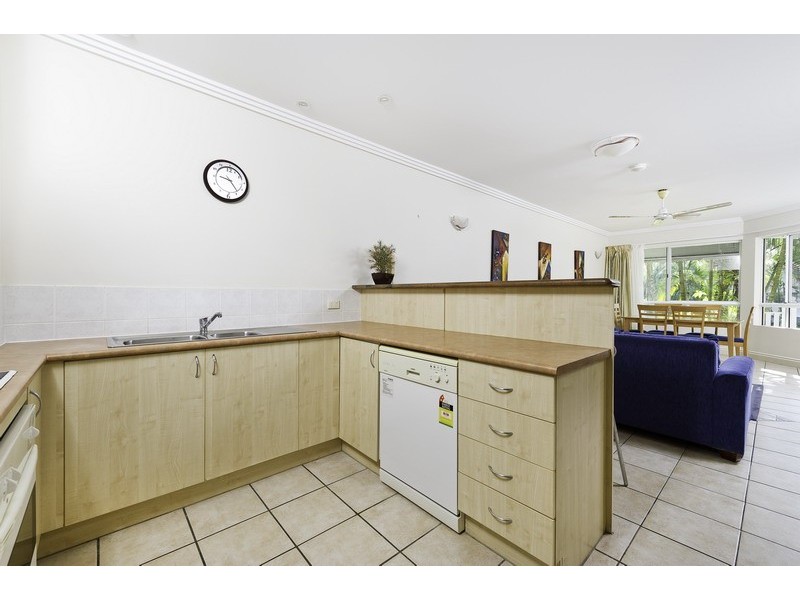 42/72 Kowinka Street, White Rock QLD 4868