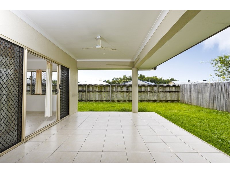 7 Hopkins Street, White Rock QLD 4868