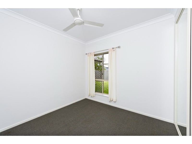 7 Hopkins Street, White Rock QLD 4868