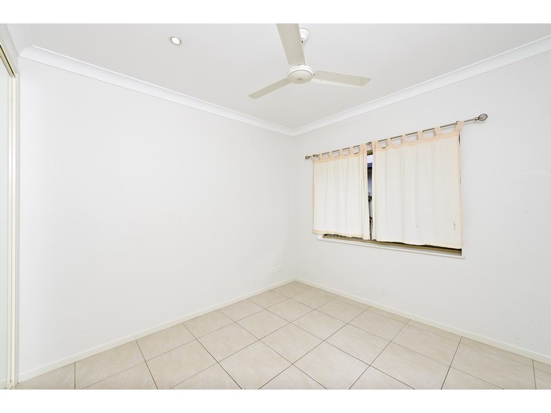 7 Hopkins Street, White Rock QLD 4868