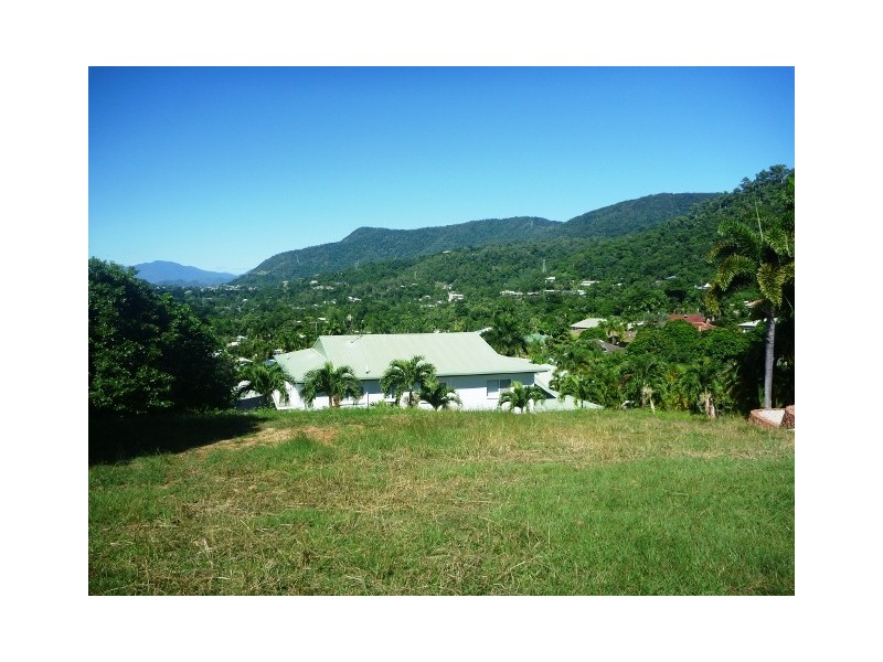 13 Solomon Place, Mooroobool QLD 4870