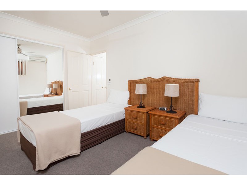 7/255 Lake Street, Cairns North QLD 4870