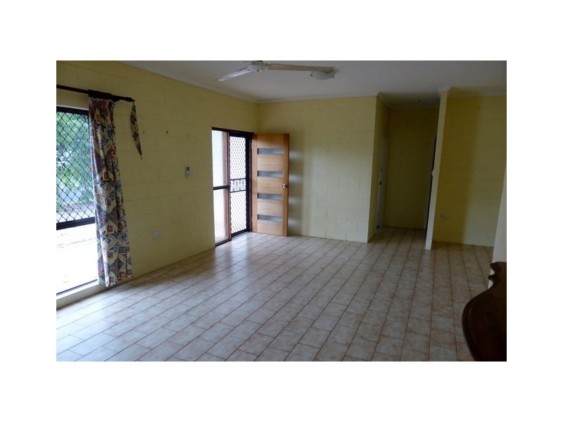 Brinsmead QLD 4870