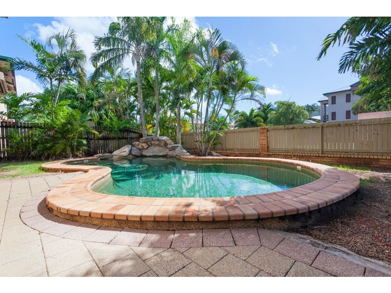 10/3 Grantala Street, Manoora QLD 4870