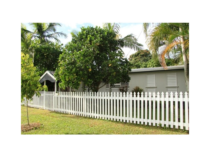 17 Thomas Street, Gordonvale QLD 4865