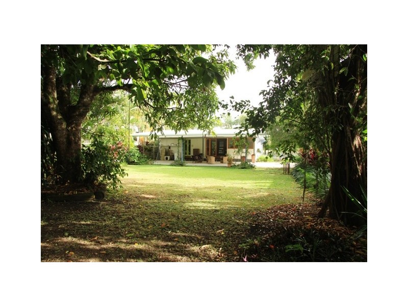 17 Thomas Street, Gordonvale QLD 4865