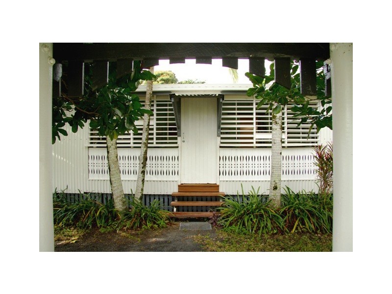 17 Thomas Street, Gordonvale QLD 4865