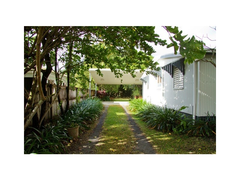 17 Thomas Street, Gordonvale QLD 4865