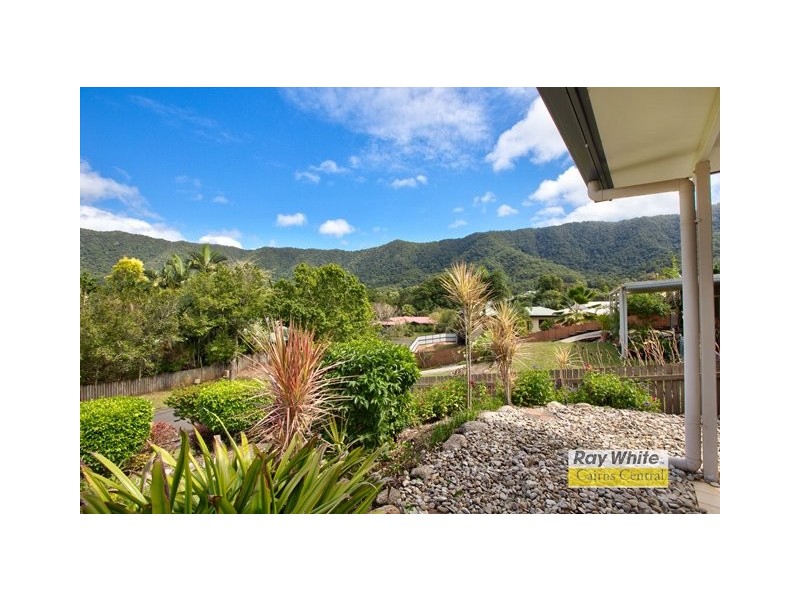 10 Powell Place, Bentley Park QLD 4869