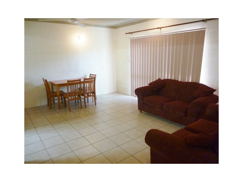 1/37 Winkworth Street, Bungalow QLD 4870