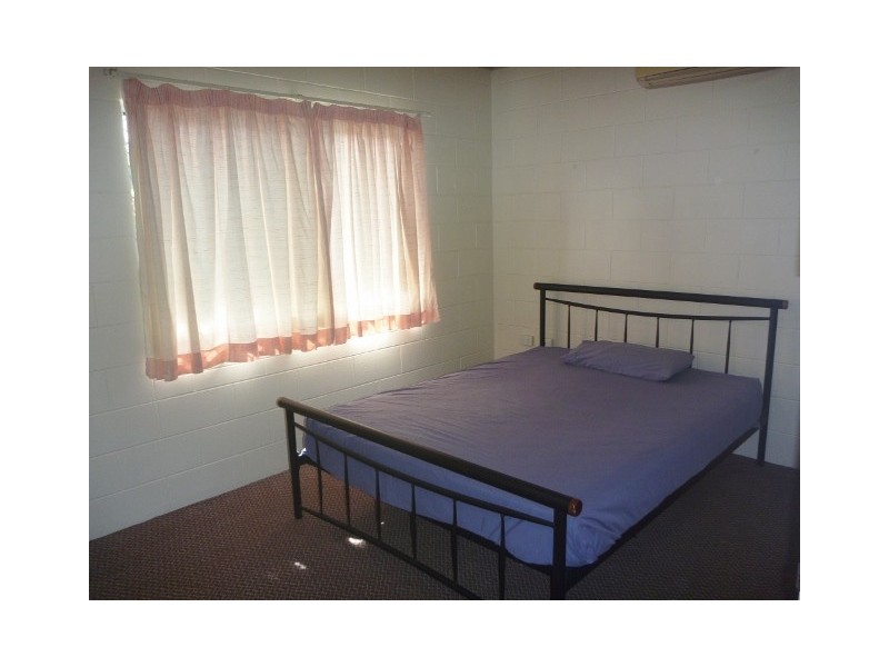 1/37 Winkworth Street, Bungalow QLD 4870