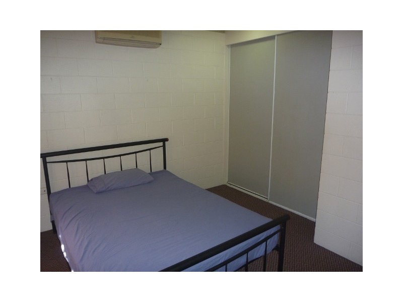 1/37 Winkworth Street, Bungalow QLD 4870