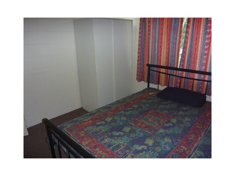 1/37 Winkworth Street, Bungalow QLD 4870