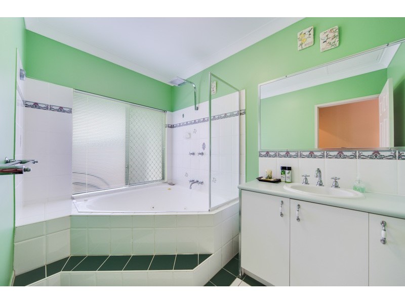 16 Taro Close, Mount Sheridan QLD 4868