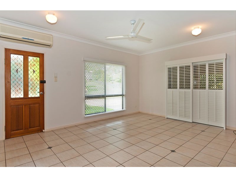 2 Sugar Glider Close, Kamerunga QLD 4870