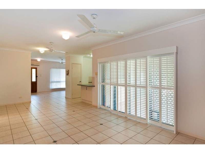 2 Sugar Glider Close, Kamerunga QLD 4870