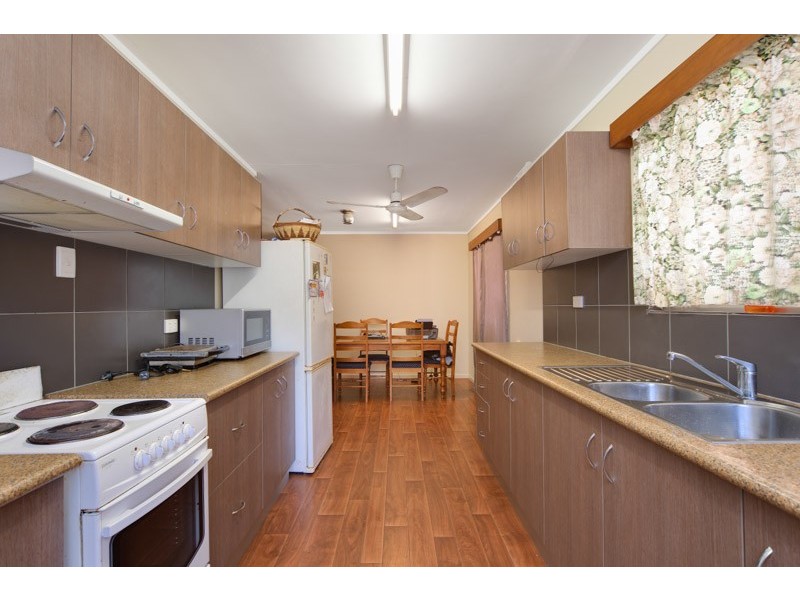 430 McCoombe Street, Mooroobool QLD 4870