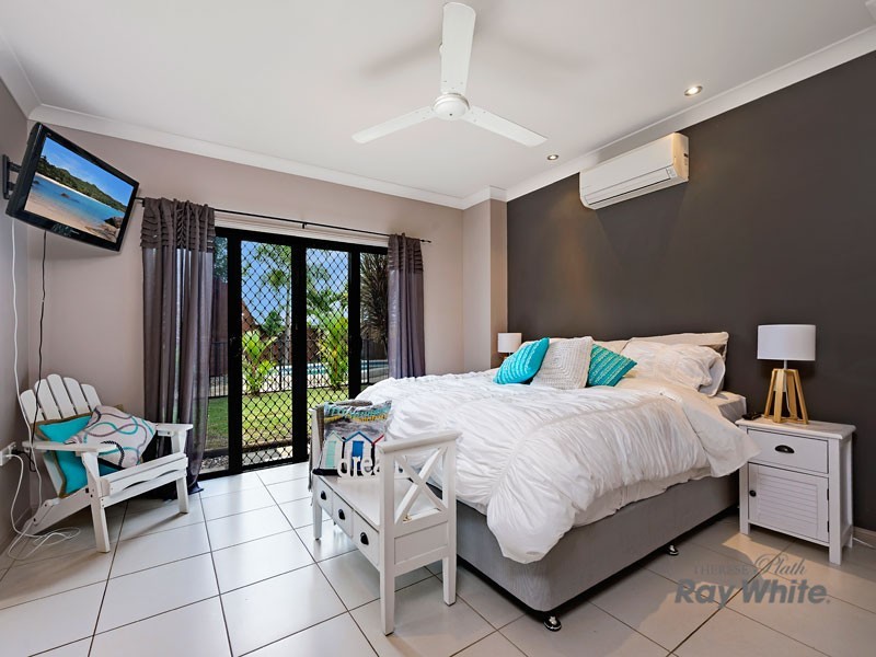 11 Cheyne Close, Bentley Park QLD 4869