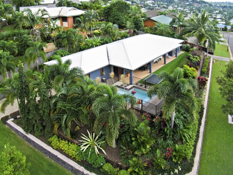 2 Jumna Close, Bentley Park QLD 4869