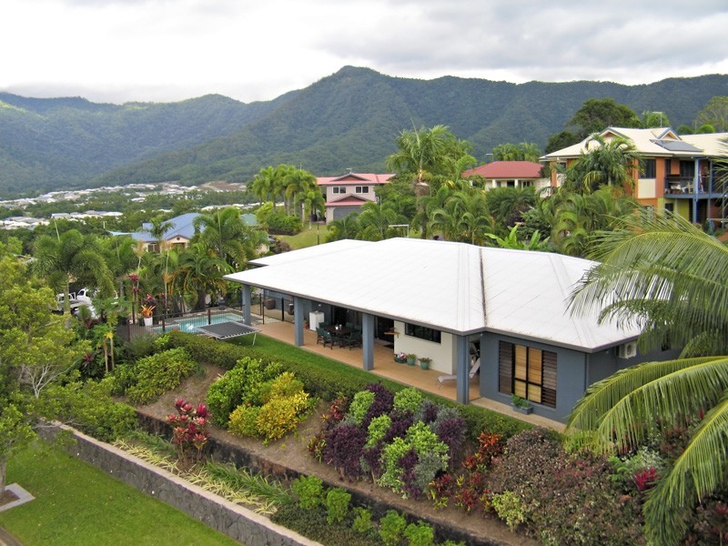 2 Jumna Close, Bentley Park QLD 4869