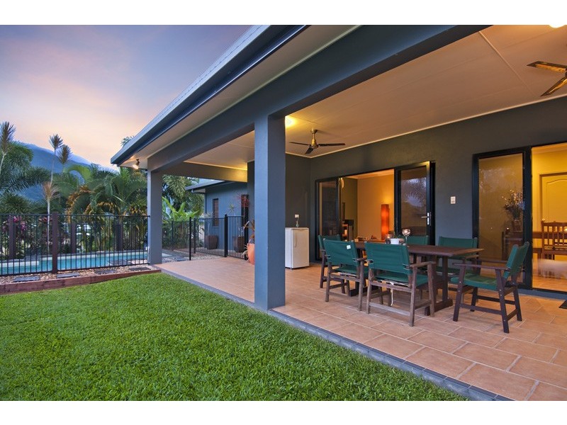 2 Jumna Close, Bentley Park QLD 4869